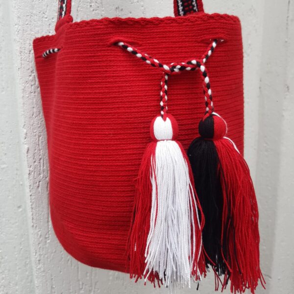 Mochila Wayuú Unicolor - Imagen 4